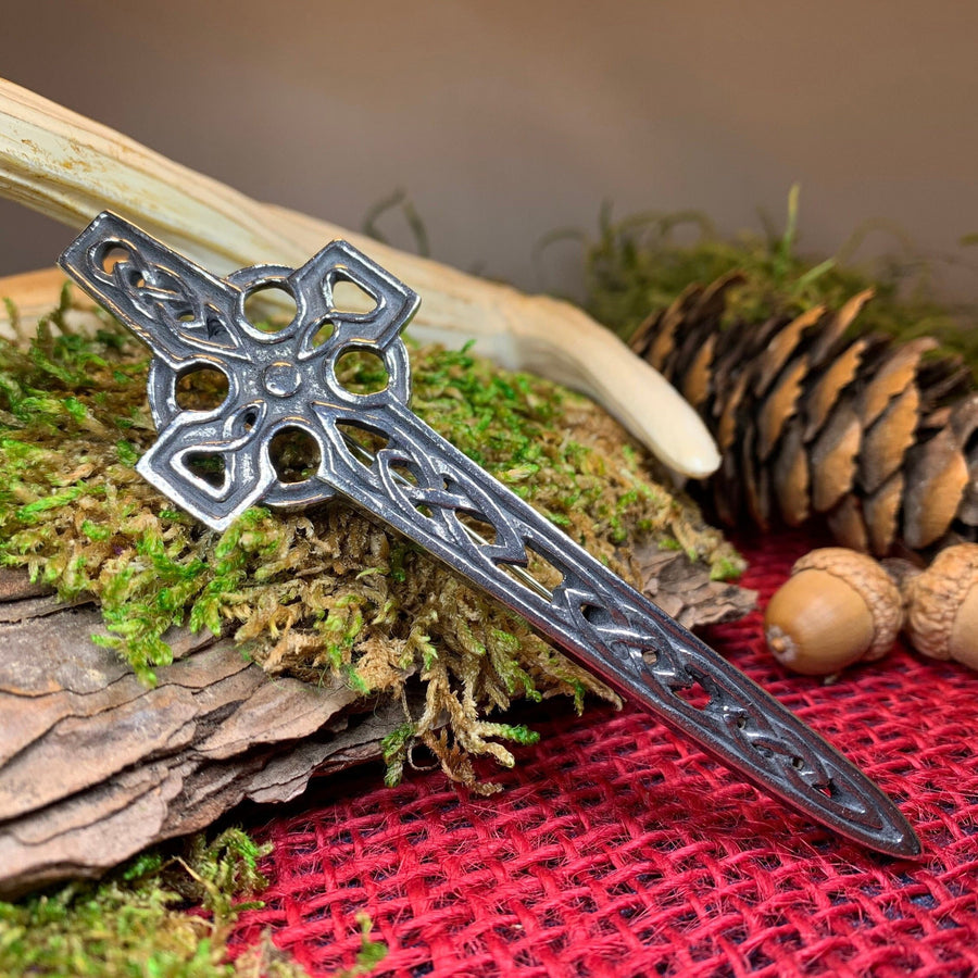 Celtic Cross Kilt Pin, Celtic Jewelry, Scotland Jewelry, Ireland Gift, Celtic Knot Brooch, Bagpiper Gift, Scottish Gift, Irish Dad Gift