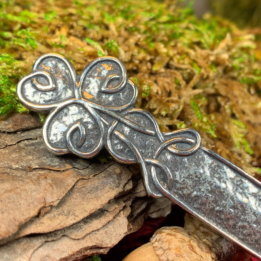 Shamrock Kilt Pin, Irish Jewelry, Ireland Kilt Pin, Friendship Gift, Celtic Kilt Pin, Irish Dancer Gift, Celtic Knot Brooch, Bagpiper Gift