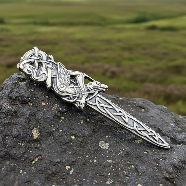 Celtic Raven Kilt Pin in silver