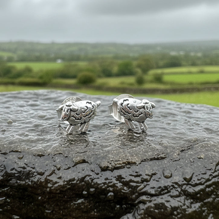 Sheep Earrings, Irish Jewelry, Lamb Jewelry, Nature Jewelry, Mom Gift, Animal Jewelry, Gift for Her, Animal Jewelry, Friend Gift, Wife Gift