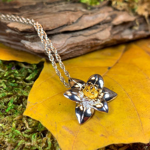 Daffodil Necklace, Celtic Jewelry, Welsh Jewelry, Anniversary Gift, Wales Necklace, Mom Gift, Flower Pendant, Daffodil Pendant, Wife Gift