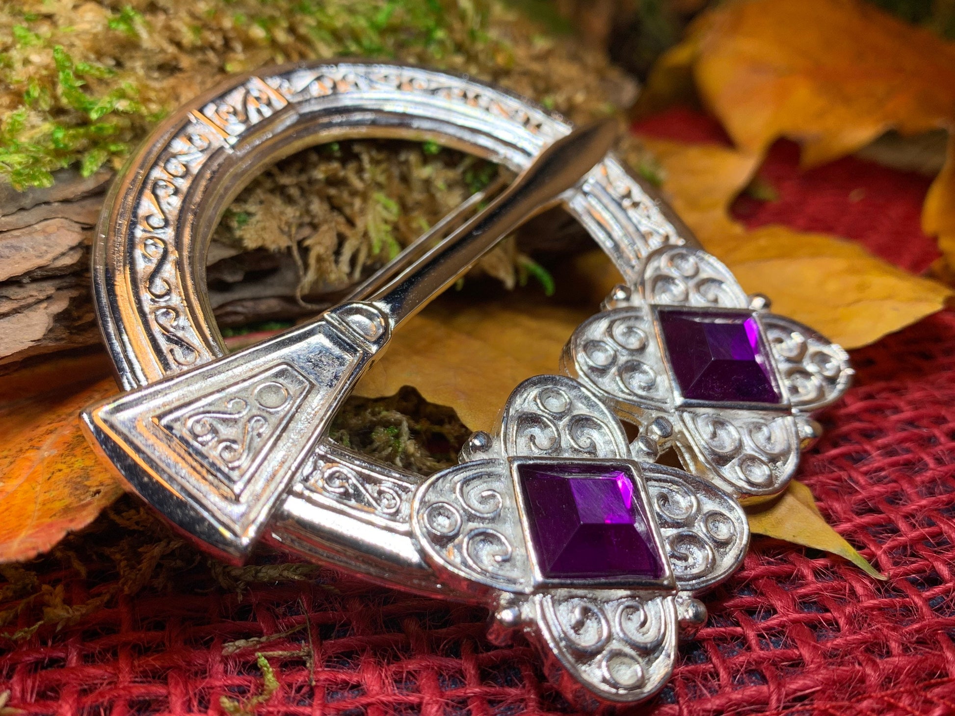 Bissette Celtic Knot Brooch — view 3
