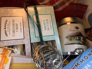 Irish Tea Gift Box, Christmas Tree Ornament, Ireland Holiday Gift Box, New Home Gift, Hostess Gift, Thank You Gift, Thanksgiving Gift Box