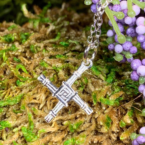 Saint Brigid's Cross, Celtic Cross Necklace, Irish Jewelry, Ireland Gift, Mom Gift, Anniversary Gift, Religious Jewelry, First Communion