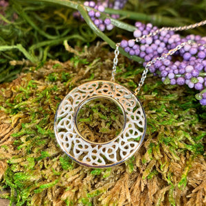 Celtic Knot Necklace, Ireland Jewelry, Irish Jewelry, Trinity Knot Pendant, Scottish Necklace, Anniversary Gift, Bridal Jewelry, Wife Gift