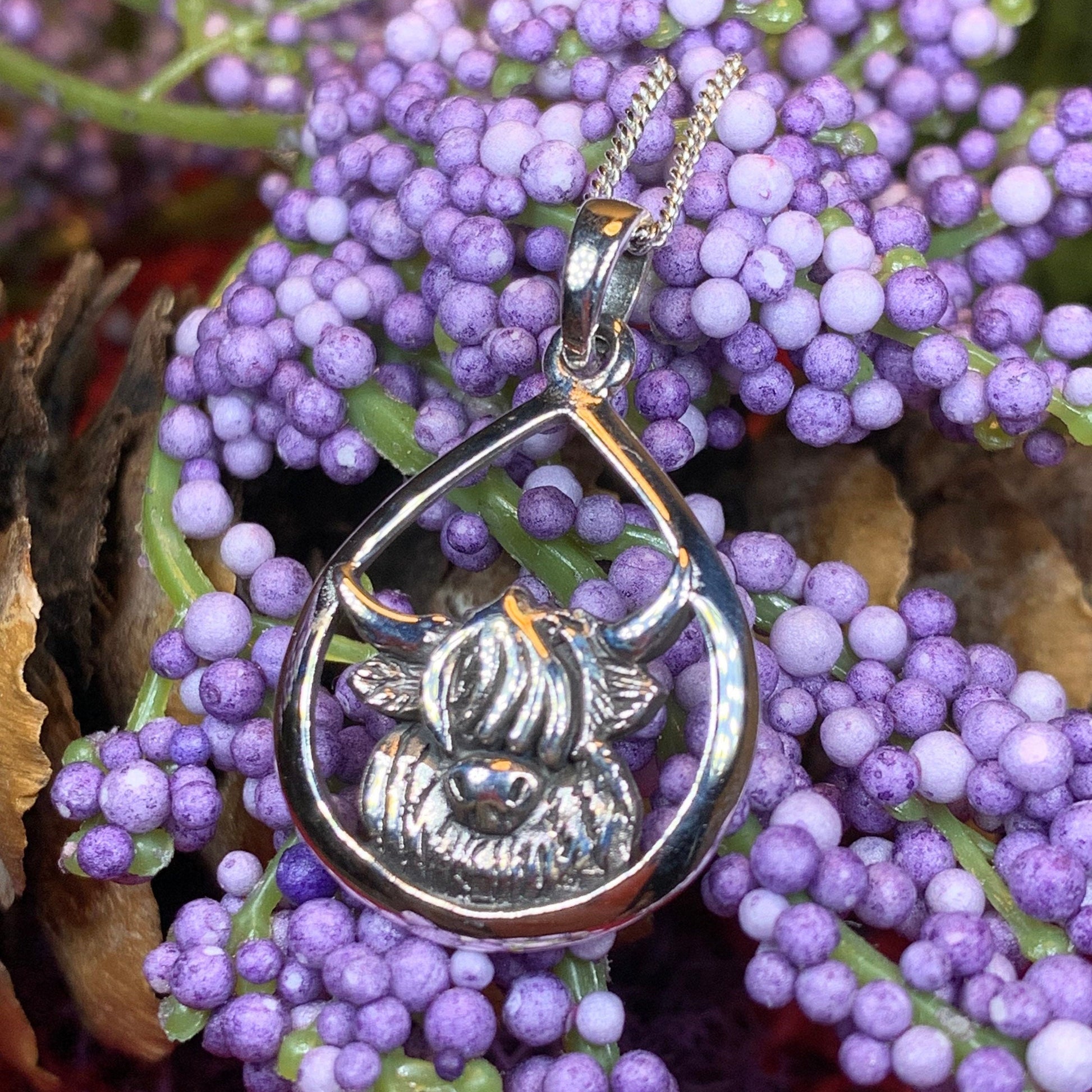 Highland Cow Necklace — view 5