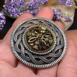 Thistle Brooch, Thistle Pin, Scotland Jewelry, Celtic Pin, Celtic Jewelry, Bridal Jewelry, Outlander Jewelry, Nature Jewelry, Wife Gift