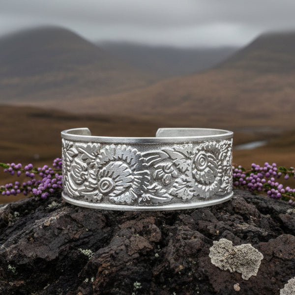 Celtic Knot Bracelet, Celtic Flower Jewelry, Irish Bangle Bracelet, Scotland Jewelry, Pewter Celtic Cuff, Wife Gift, Girlfriend Gift