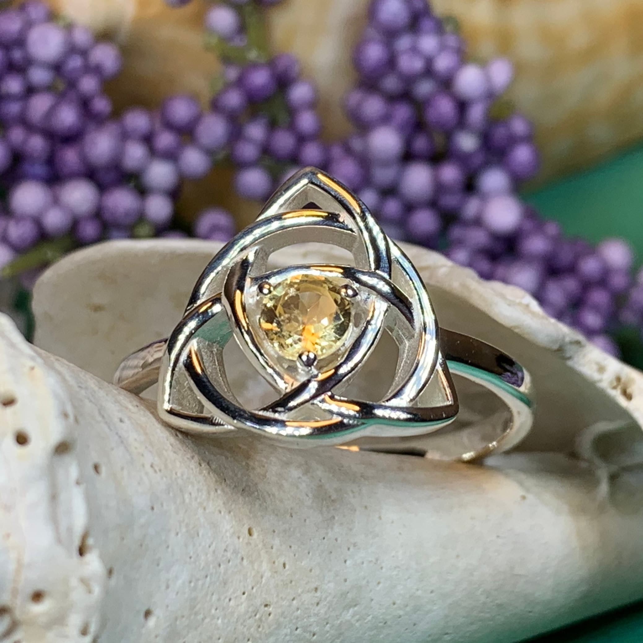 Lorinda Celtic Knot Ring – Celtic Crystal Design Jewelry