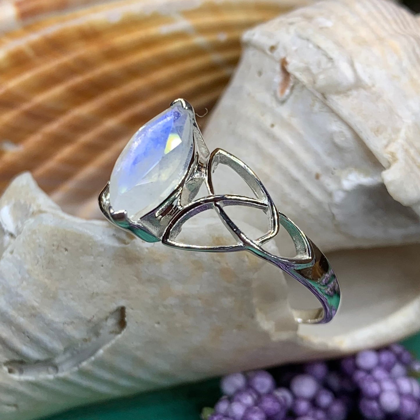 Esmeralda Celtic Knot Ring — view 4
