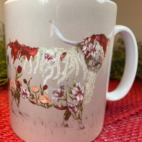 Load image into Gallery viewer, Highland Cow Mug, Scotland Gift, Scottish Mug, Ceramic Mug, Cow Lover Gift, Outlander Gift, Coffee Mug Gift, Mom Gift, Dad Gift, Wife Gift
