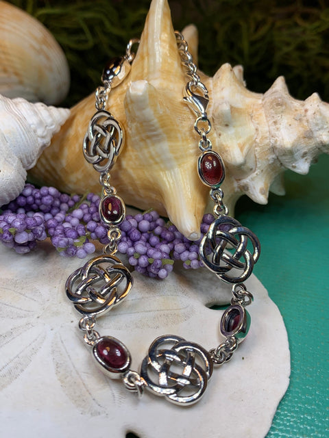 Load image into Gallery viewer, Celtic Knot Bracelet, Dara Knot Jewelry, Celtic Bracelet, Irish Jewelry, Five Fold Knot Bracelet, Scotland Gift, Wife Gift, Girlfriend Gift
