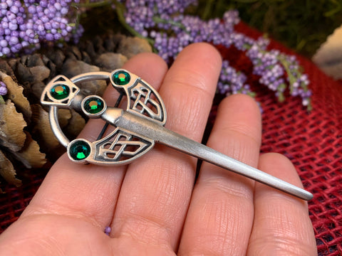 Load image into Gallery viewer, Celtic Kilt Pin, Celtic Jewelry, Irish Jewelry, Irish Dance Gift, Celtic Pin, Tara Brooch, Wiccan Jewelry, Ireland Kilt Pin, Pewter Brooch
