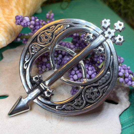 Chalice Well Brooch, Irish Jewelry, Celtic Pin, Scotland Jewelry, Anniversary Gift, Ireland Gift, Peace Jewelry, Spiritual Gift, Mom Gift
