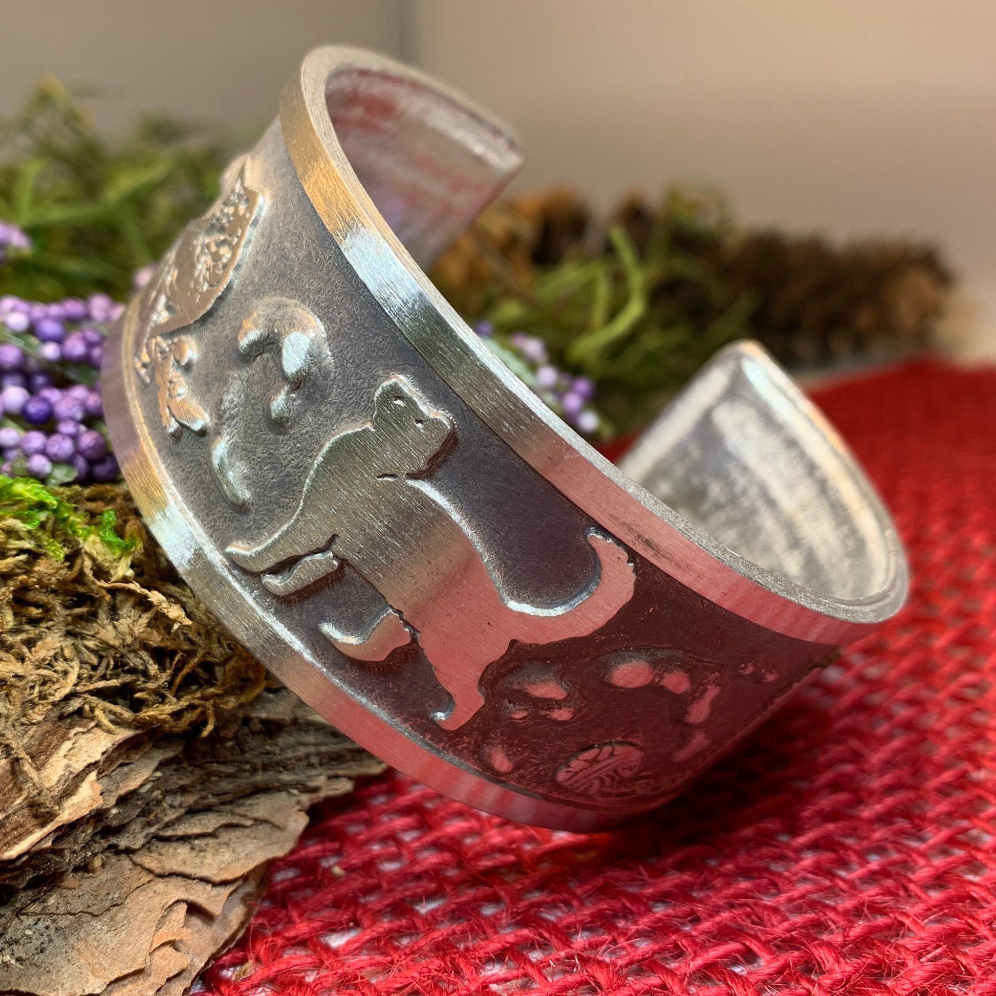 Celtic Cat Bracelet, Celtic Jewelry, Bangle Bracelet, Cat Jewelry, Ireland Jewelry, Wife Gift, Girlfriend Gift, Sister Gift, Cat Mom Gift