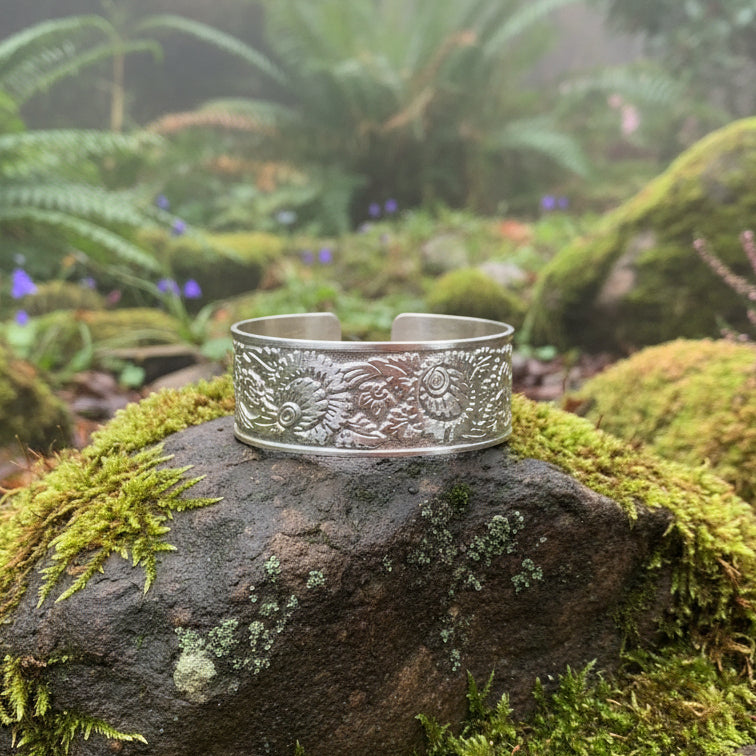 Jacobean Celtic Knot Bracelet — view 7