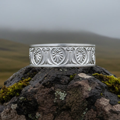 Celtic Knot Bracelet, Celtic Jewelry, Irish Bangle Bracelet, Scotland Jewelry, Ireland Jewelry, Celtic Cuff, Wife Gift, Girlfriend Gift