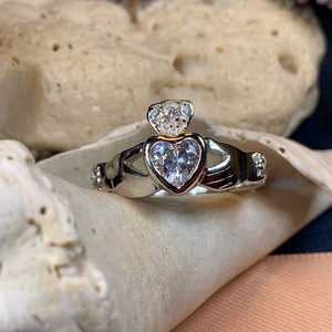 Claddagh Ring, Celtic Jewelry, Irish Jewelry, Bridal Jewelry, Ireland Gift, Promise Ring, Anniversary Gift, Girlfriend Gift, Wife Gift