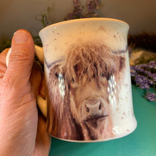 Load image into Gallery viewer, Scottish Gift Box, Tea Gift Box, Highland Cow Mug, Scotland Gift Box, Outland Gift, New Home Gift, Get Well Gift, Thank You Gift, Mom Gift
