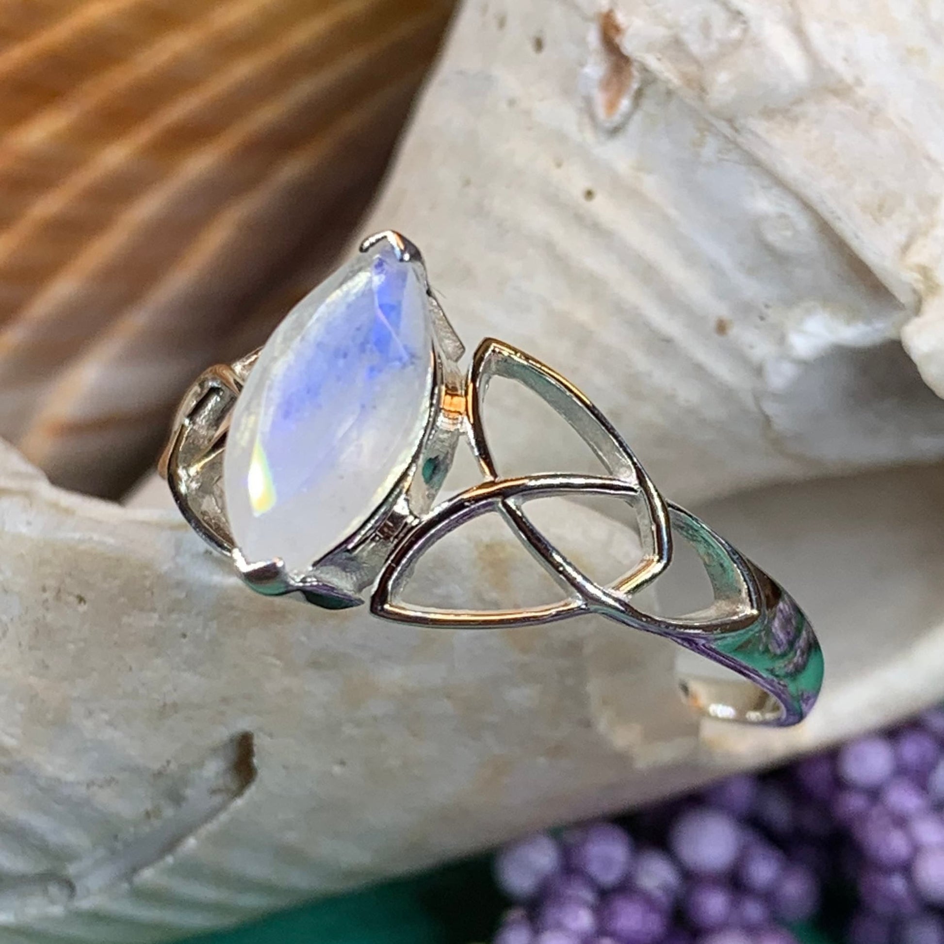 Esmeralda Celtic Knot Ring — view 5