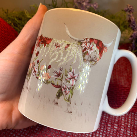 Load image into Gallery viewer, Highland Cow Mug, Scotland Gift, Scottish Mug, Ceramic Mug, Cow Lover Gift, Outlander Gift, Coffee Mug Gift, Mom Gift, Dad Gift, Wife Gift
