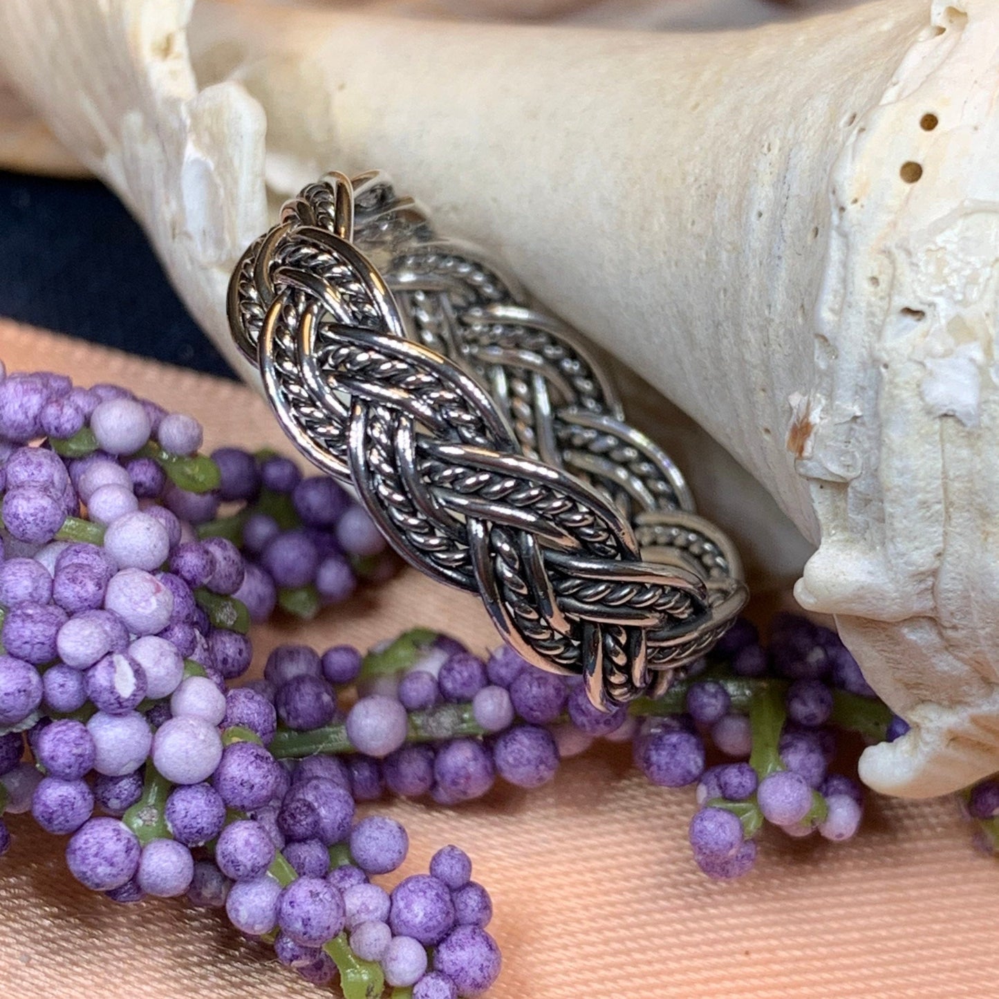 Isolde Celtic Knot Ring — view 5