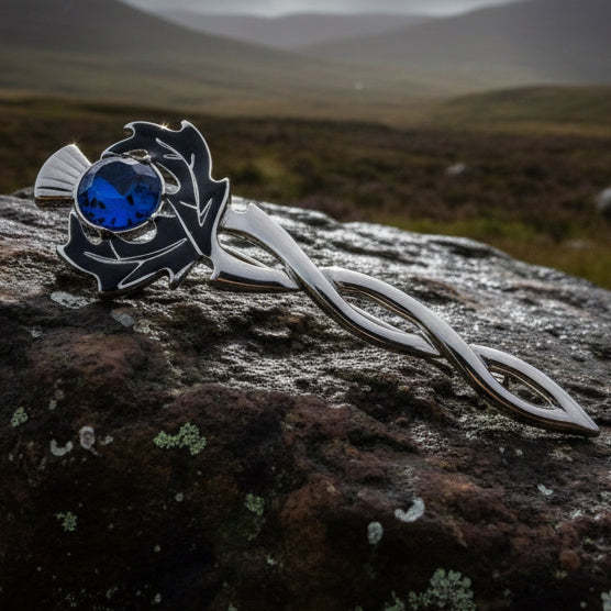 Thistle Kilt Pin, Celtic Jewelry, Thistle Brooch, Tartan Pin, Scotland Jewelry, Celtic Pin, Thistle Pin, Outlander Jewelry, Coat Pin