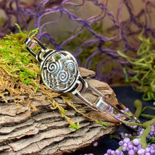 Load image into Gallery viewer, Sleipnir Bracelet, Norse Jewelry, Scotland Jewelry, Odin Jewelry, Horse Jewelry, Girlfriend Gift, Wife Gift, Viking Jewelry, Nordic Bracelet
