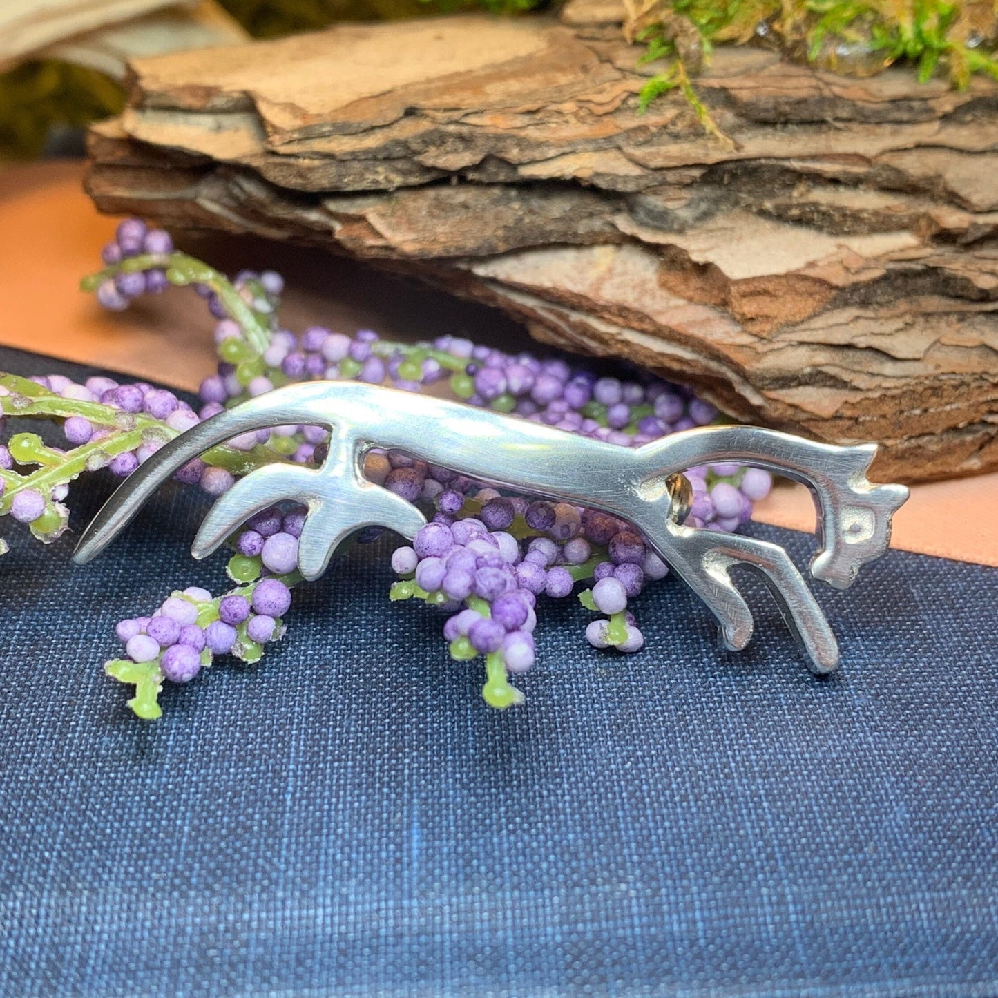 Celtic Horse Brooch, Uffington White Horse Pin, Horse Lover Gift, Animal Lover Gift, Nature Jewelry, Horseback Rider Gift, Equestrian Brooch