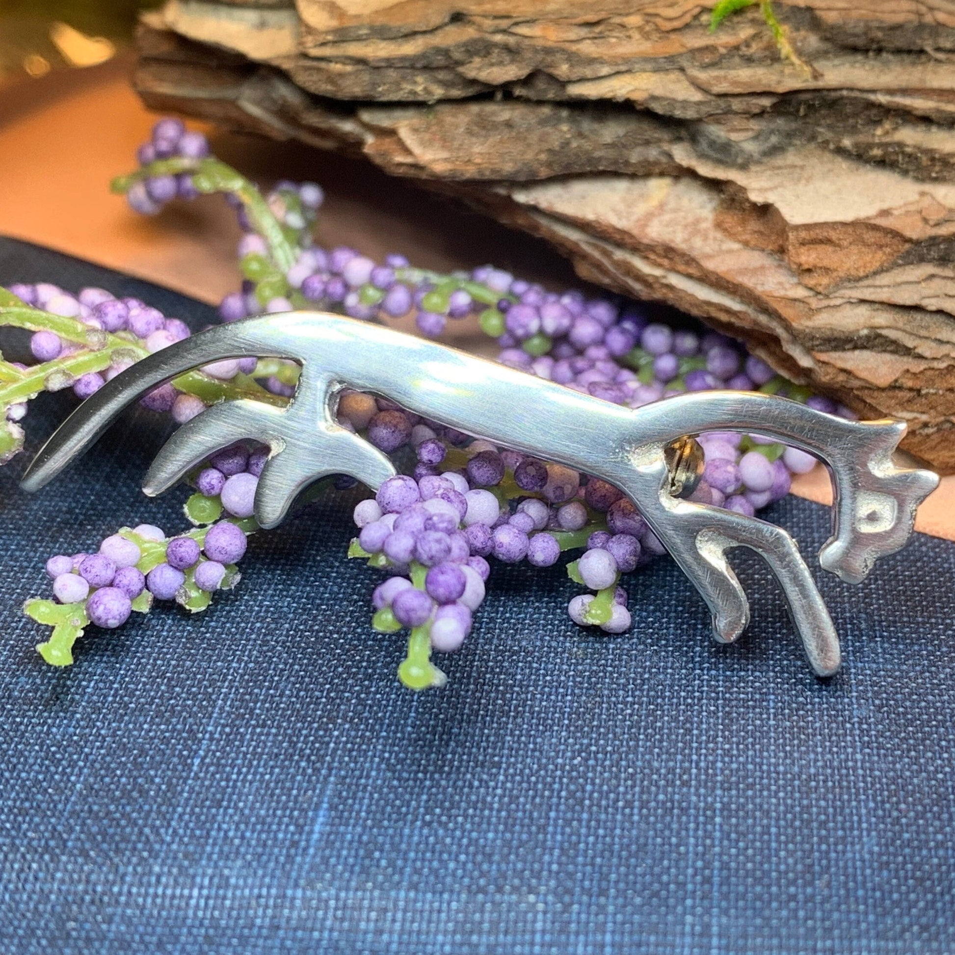 Celtic Horse Brooch, Uffington White Horse Pin, Horse Lover Gift, Animal Lover Gift, Nature Jewelry, Horseback Rider Gift, Equestrian Brooch