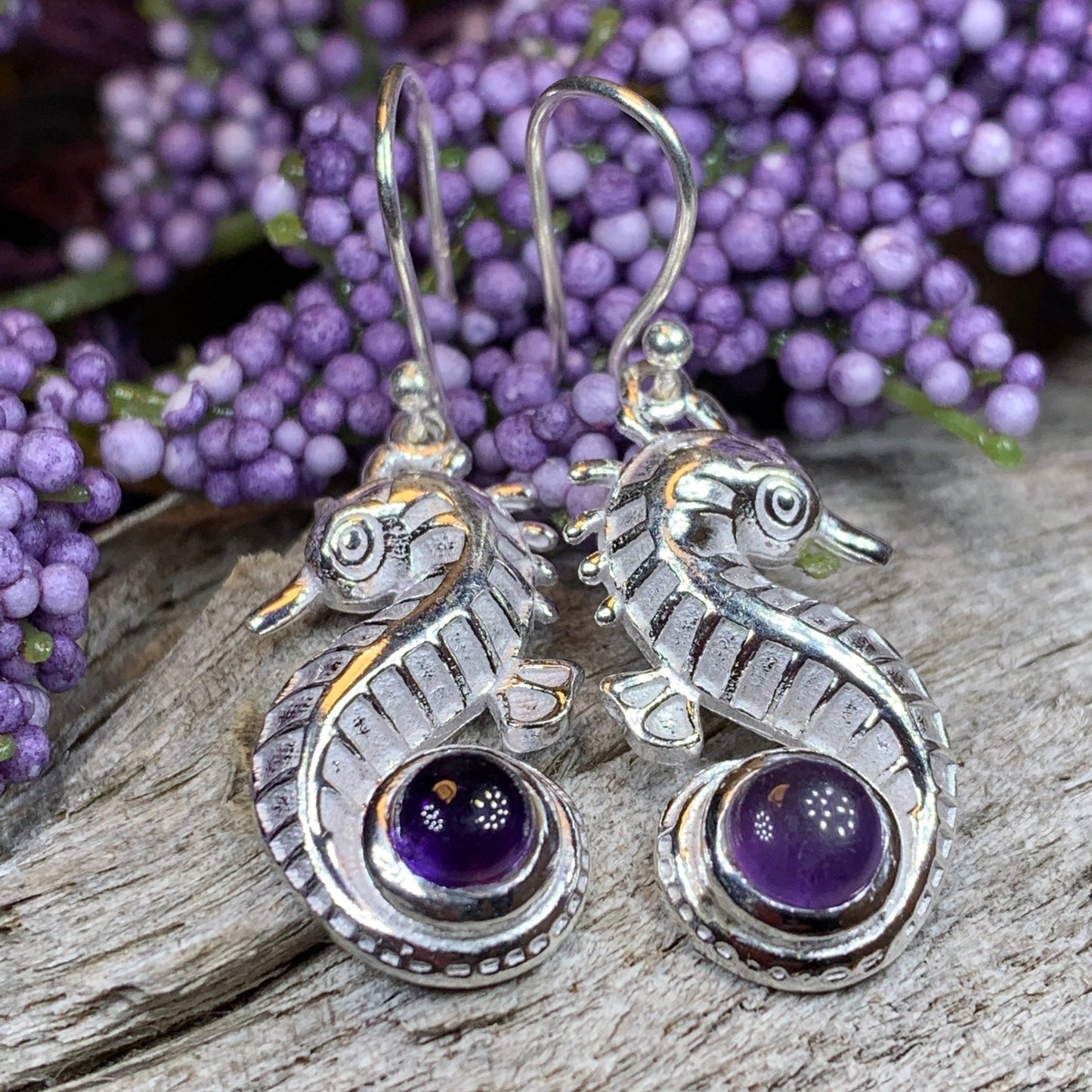 Seahorse Earrings, Sea Life Earrings, Nautical Jewelry, Mom Gift, Anniversary Gift, Beach Jewelry, Wife Gift, Dangle Earrings, Ocean Jewelry