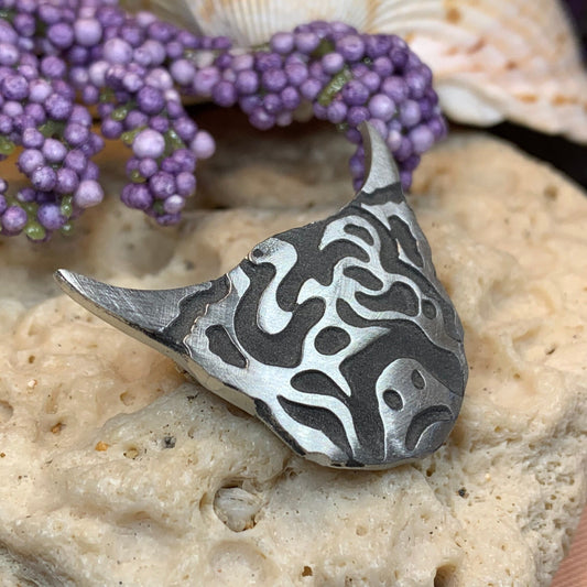 Highland Cow Pin, Scotland Jewelry, Nature Jewelry, Gift for Her, Scotland Cow Brooch, Highland Cow Brooch, Animal Lover, Rancher Gift