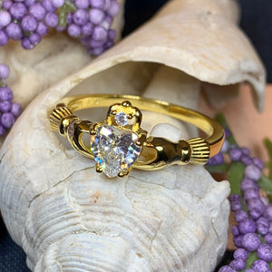 Claddagh Ring, Celtic Jewelry, Irish Jewelry, Heart Ring, Gold Ireland Ring, Rose Gold Jewelry, Anniversary Gift, Bridal Jewelry, Mom Gift