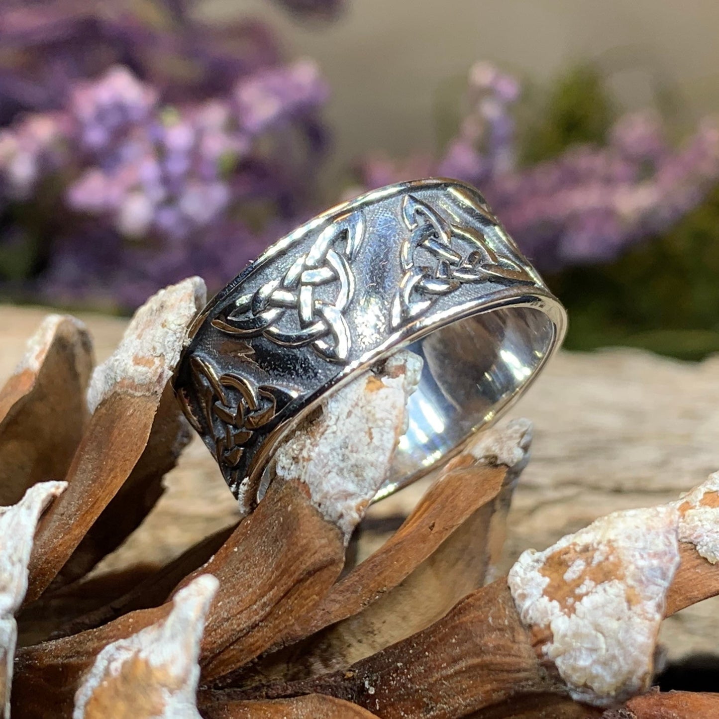 Celtic Triskel Ring — view 2