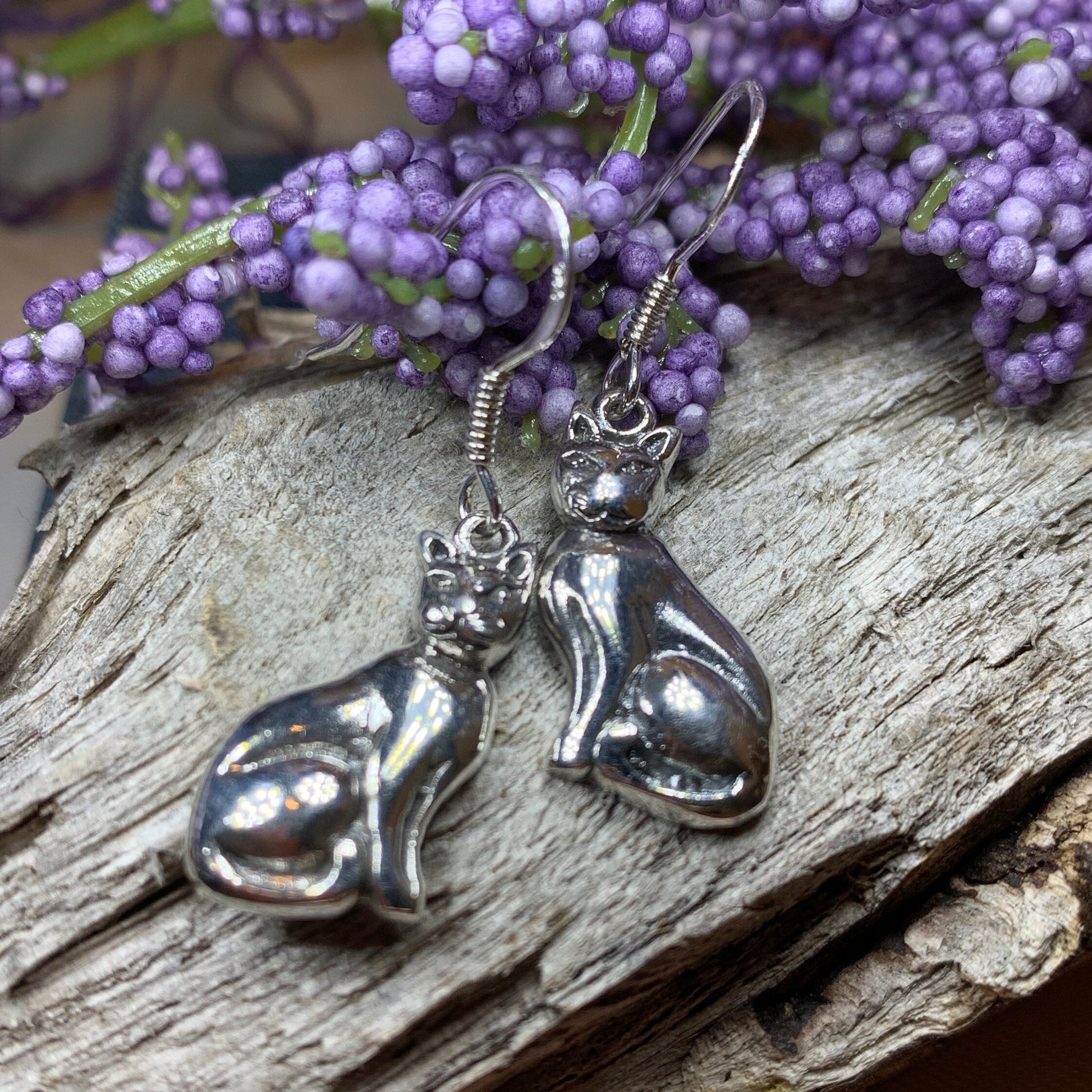 Cat Earrings, Animal Earrings, Cat Lover, Cat Mom, Animal Jewelry, Nature Jewelry, Feline, Kitty, Gift for Her, Animal Earrings