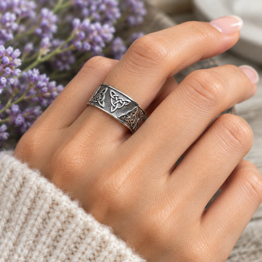 Celtic Triskel Ring — view 9