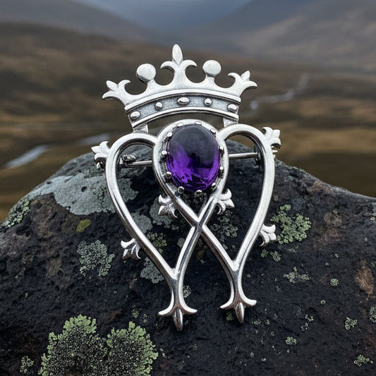 Luckenbooth Brooch, Scotland Jewelry, Celtic Jewelry, Anniversary Gift, Bride Gift, Heart Jewelry, Wife Gift, Bridal Jewelry, Mom Gift