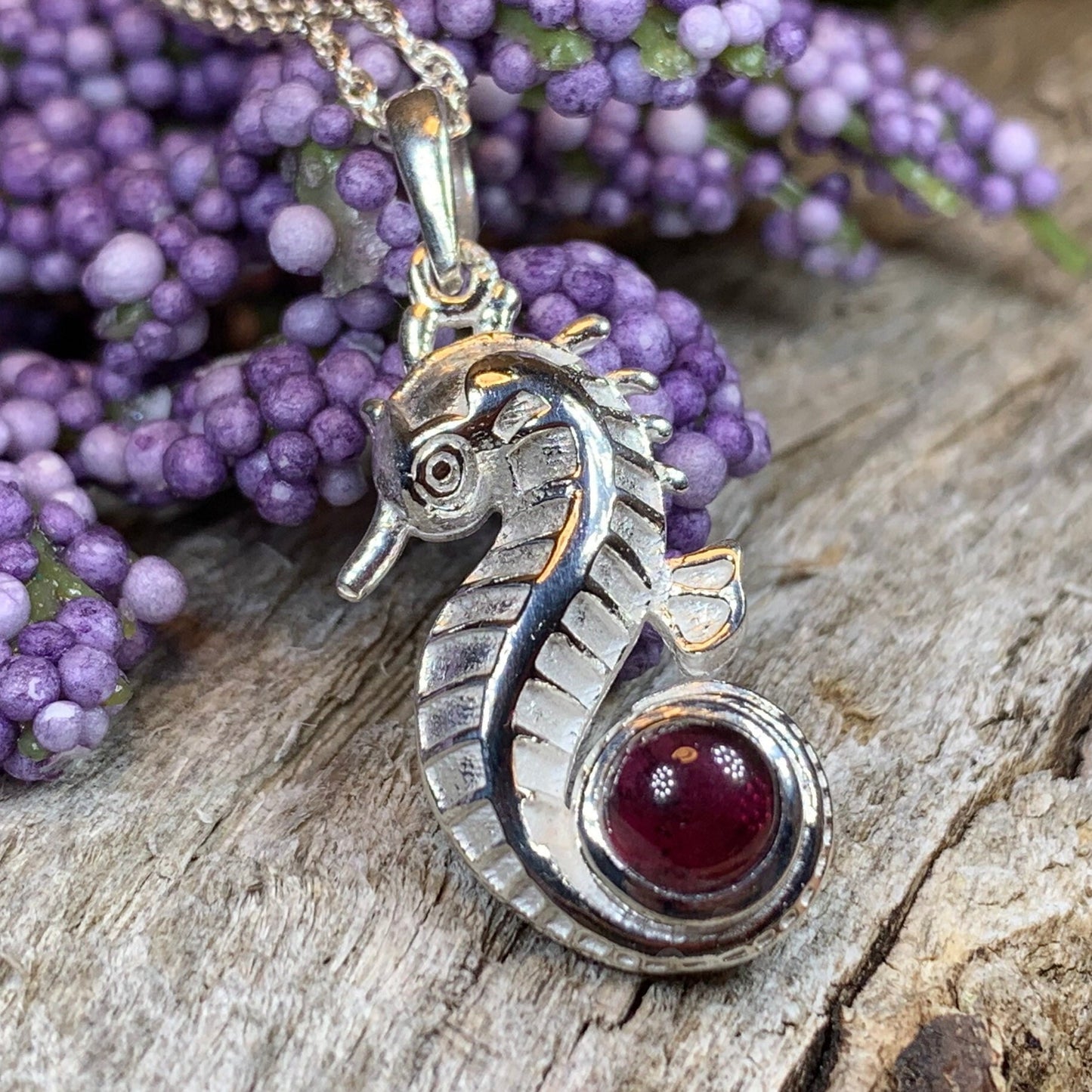 Seahorse Necklace, Surfer Jewelry, Ocean Lover Gift, Sea Animal Jewelry, Nautical Jewelry, Wife Gift, Sea Jewelry, Beach Lover Jewelry