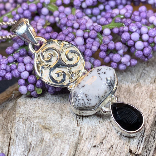 Giles Unicorn of Scotland Tartan Pin – Celtic Crystal Design Jewelry