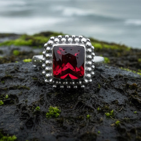 Tudor Princess Ring in sterling silver