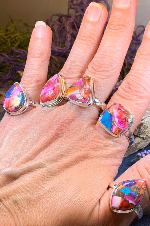 Load image into Gallery viewer, Celtic Mystic Ring, Turquoise Jewelry, Celtic Ring, Purple Jewelry, Celtic Jewelry, Anniversary Gift, Wiccan Jewelry, Spiny Oyster Turquoise
