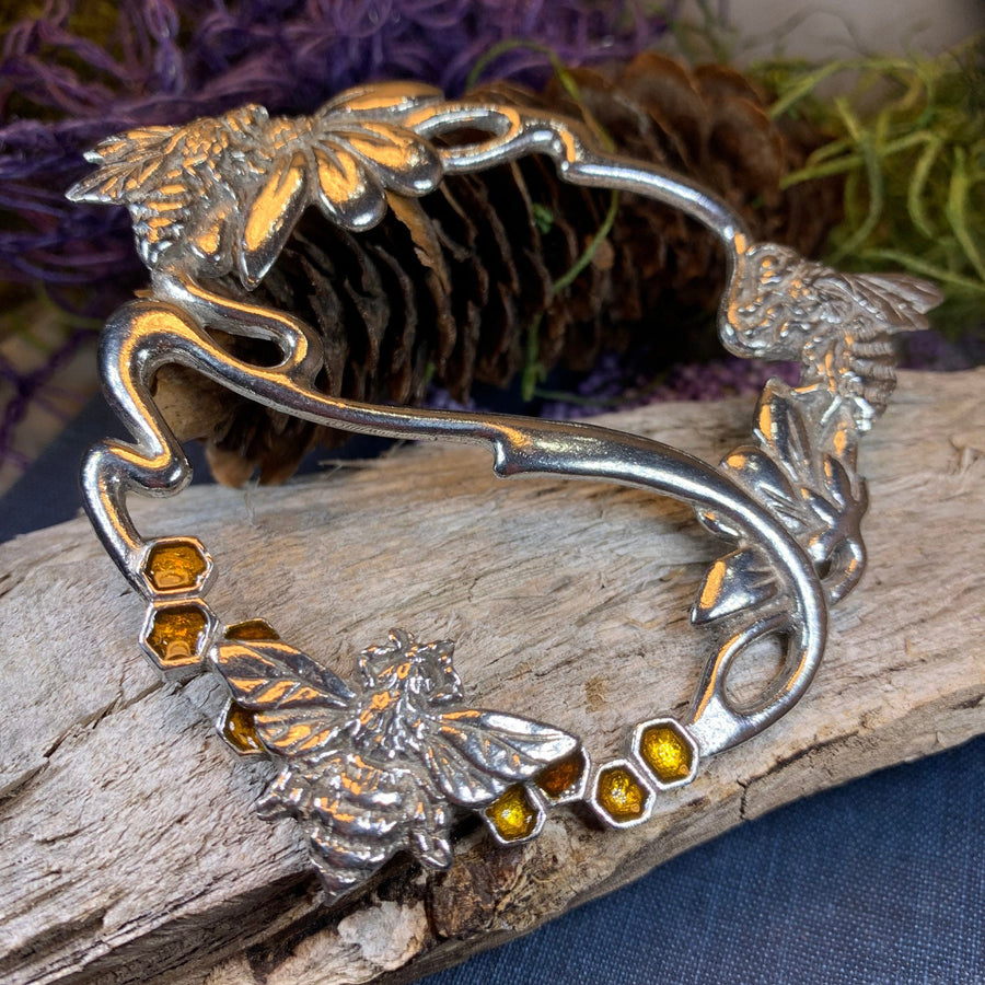 Bee Scarf Ring, Scotland Jewelry, Insect Jewelry, Nature Jewelry, Celtic Jewelry, Mom Gift, Wife Gift, Sister Gift, Friendship Gift