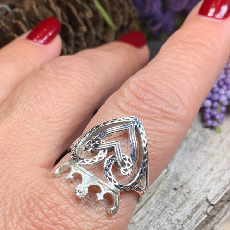 Luckenbooth Ring, Outlander Jewelry, Thistle Ring, Scotland Jewelry, Bridal Jewelry, Vintage Ring, Heart Ring, Promise Ring, Wife Gift