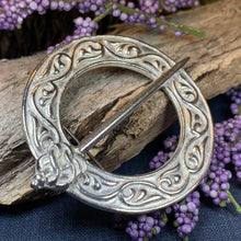 Load image into Gallery viewer, Celtic Brooch, Scotland Jewelry, Celtic Jewelry, Anniversary Gift, Outlander Jewelry, Flower Pin, Penannular Brooch, Irish Pin, Pewter Pin

