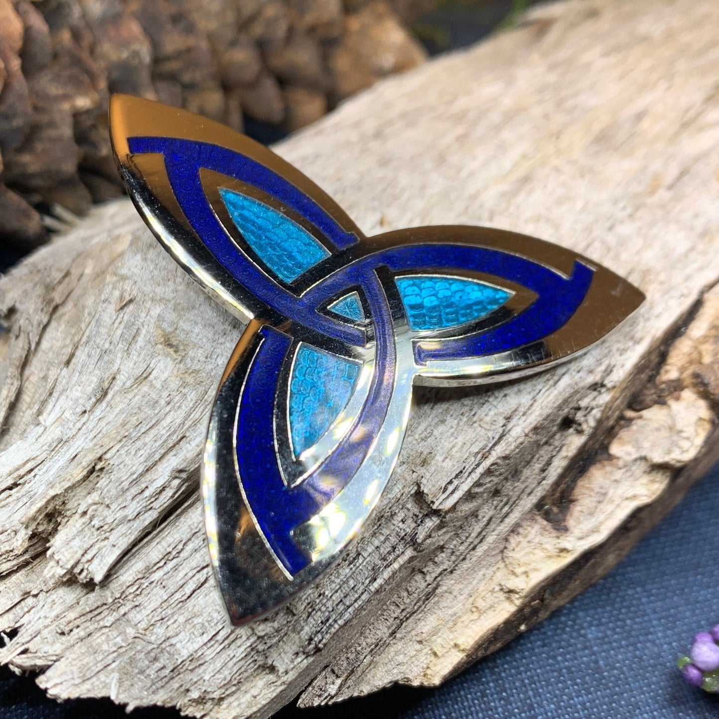Celtic Brooch, Celtic Jewelry, Irish Jewelry, Trinity Knot Pin, Scotland Jewelry, Anniversary Gift, Viking Brooch, Celtic Pin, Wiccan Pin