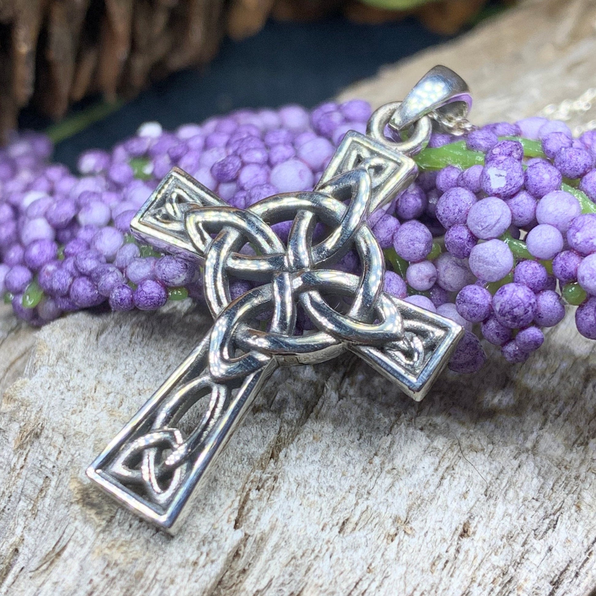 Celtic Cross Necklace, Irish Jewelry, Celtic Jewelry, Quaternary Knot Pendant, Scotland Jewelry, First Communion Gift, Confirmation Gift