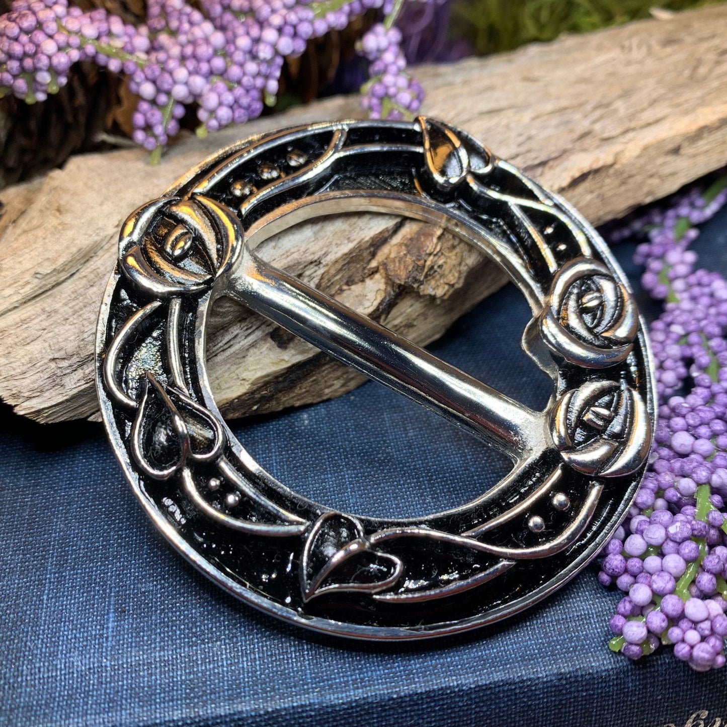 Celtic Roses Scarf Ring, Scotland Jewelry, Mackintosh Jewelry, Flower Jewelry, Celtic Jewelry, Mom Gift, Wife Gift, Celtic Scarf Slide
