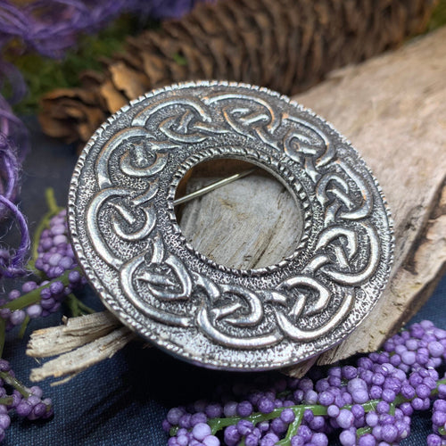 Celtic Brooch, Scotland Jewelry, Celtic Jewelry, Anniversary Gift, Outlander Jewelry, Flower Pin, Penannular Brooch, Irish Pin, Pewter Pin