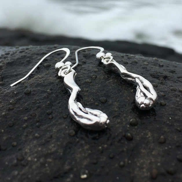 Diver Earrings, Ocean Jewelry, Sea Jewelry, Diver Gift, Swimmer Gift, Mom Gift, Beach Jewelry, Wife Gift, Girlfriend Gift, Diving Jewelry