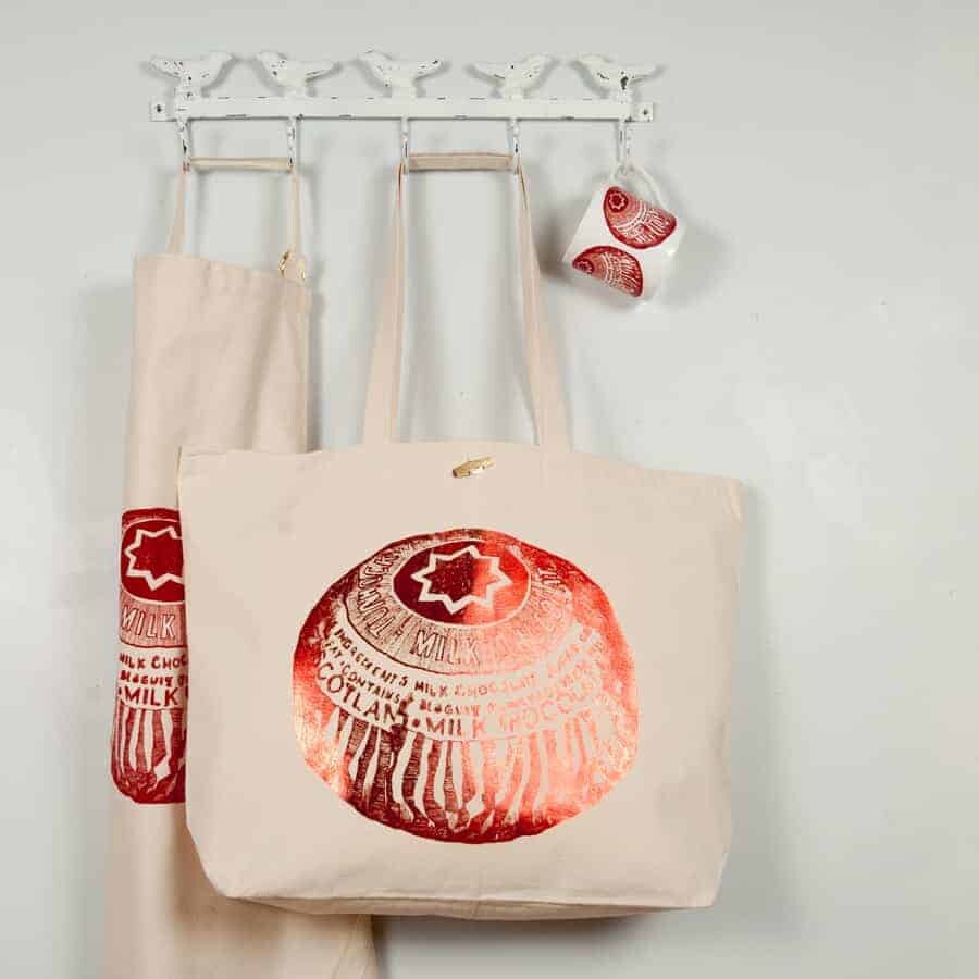 Tunnock's Tea Cake Tote Bag, Scotland Gift, Scottish Tote Bag, Scotland Food, Mom Gift, Sister Gift, Ladies Tote Bag, Reusable Shopping Bag